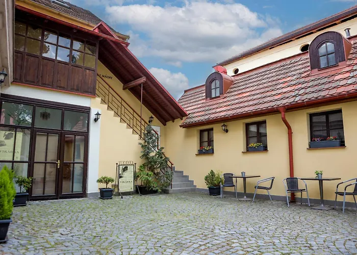 Apartmán Vikárka - Dům Karla Hynka Máchy - *